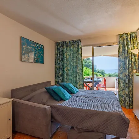 Les Coteaux De La Nartelle-20 By Interhome Appartement